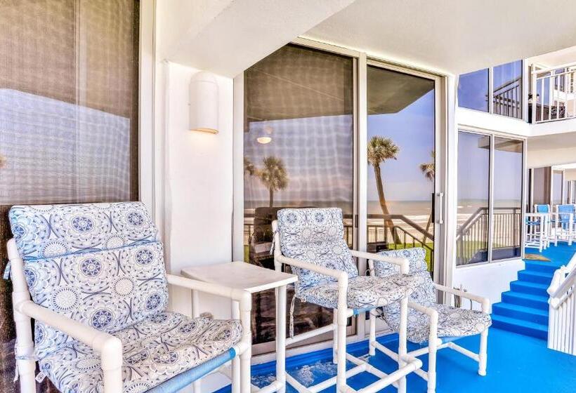 Отель Blue Umbrella