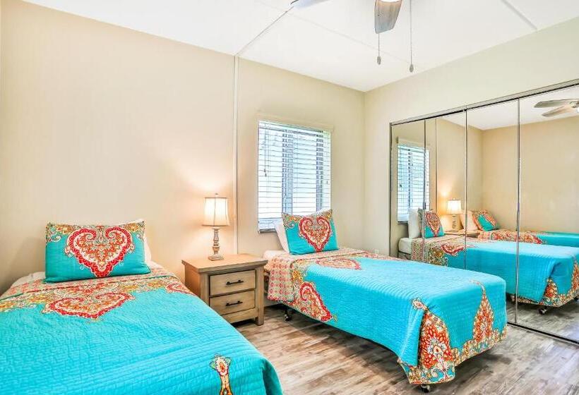 Отель Blue Umbrella