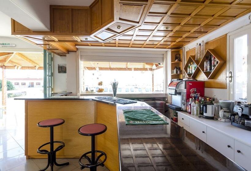 Aglaia Apartments & Studios