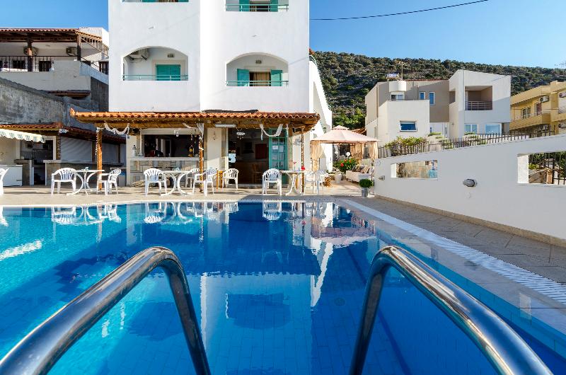 Aglaia Apartments & Studios