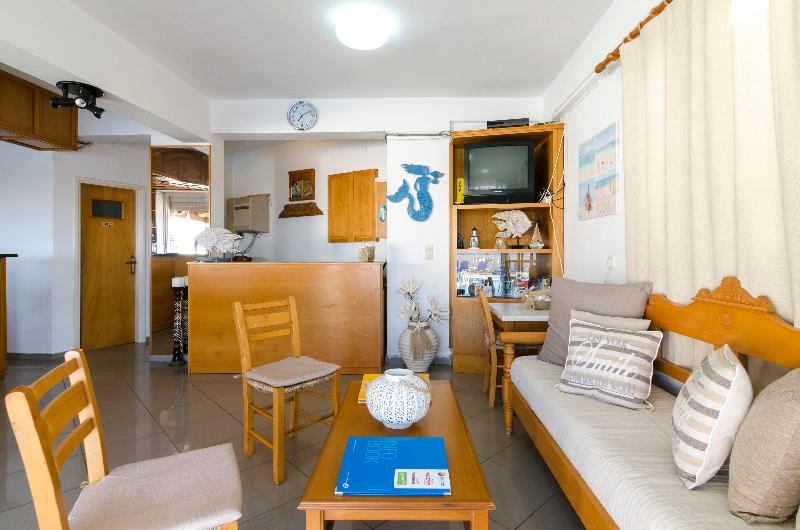 Aglaia Apartments & Studios