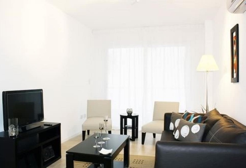 Arenales Suites