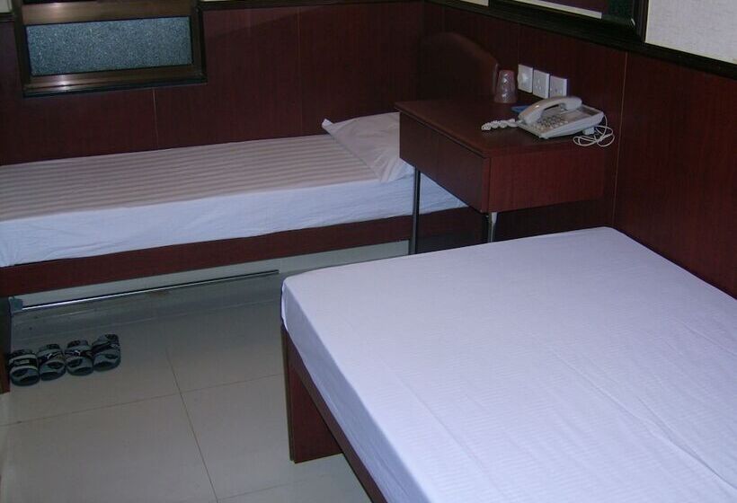 مسافرخانه Hong Kong Coliving Space