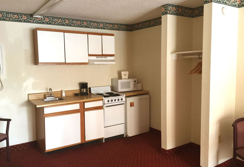 ホテル Castaway Beach Inn & Swim Up Bar