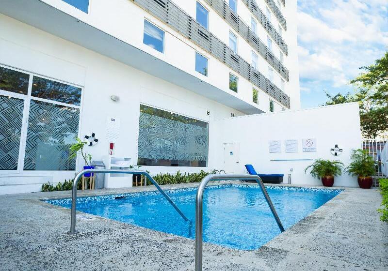 酒店 Holiday Inn Express Managua, An Ihg