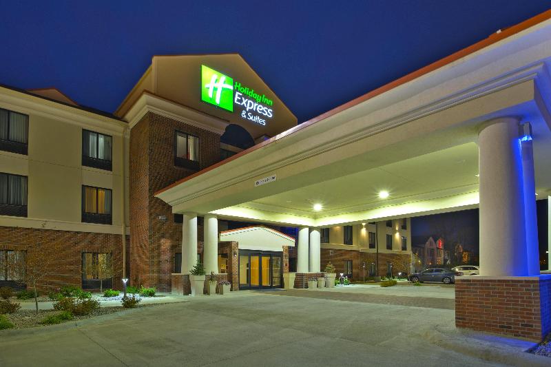 Отель Holiday Inn Express & Suites Springfield, An Ihg