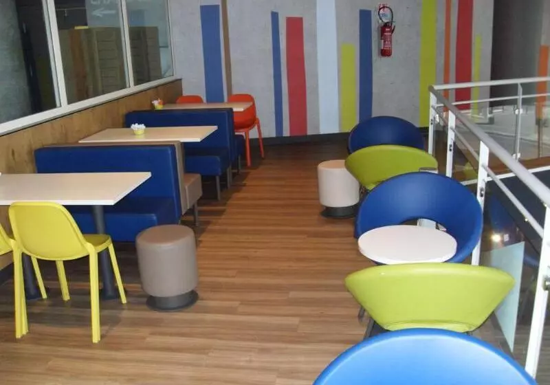 هتل Ibis Budget Paris La Villette 19eme