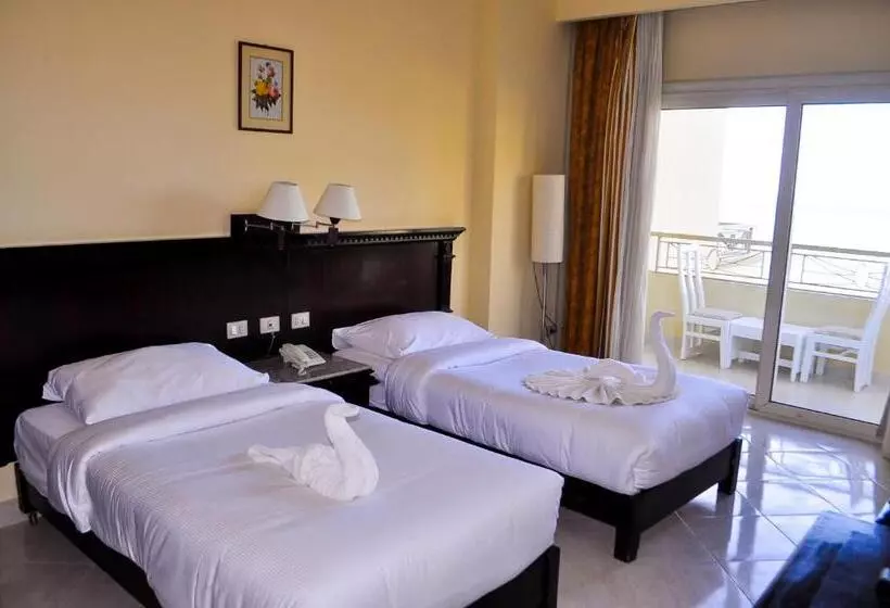 Magic Beach Hotel Hurghada