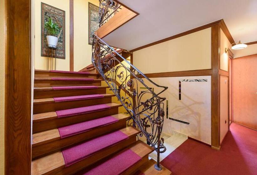 酒店 Pensjonat Cezar