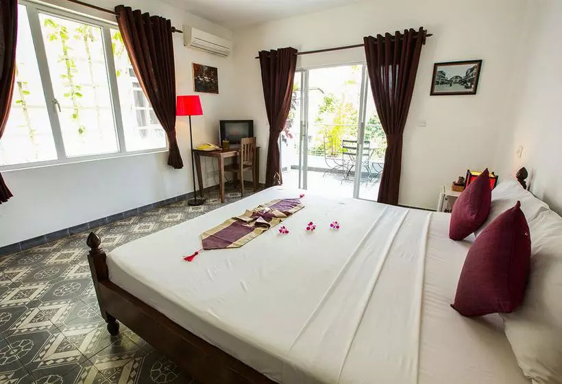 هتل The Little Garden Boutique