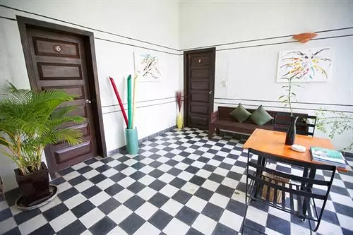 هتل The Little Garden Boutique