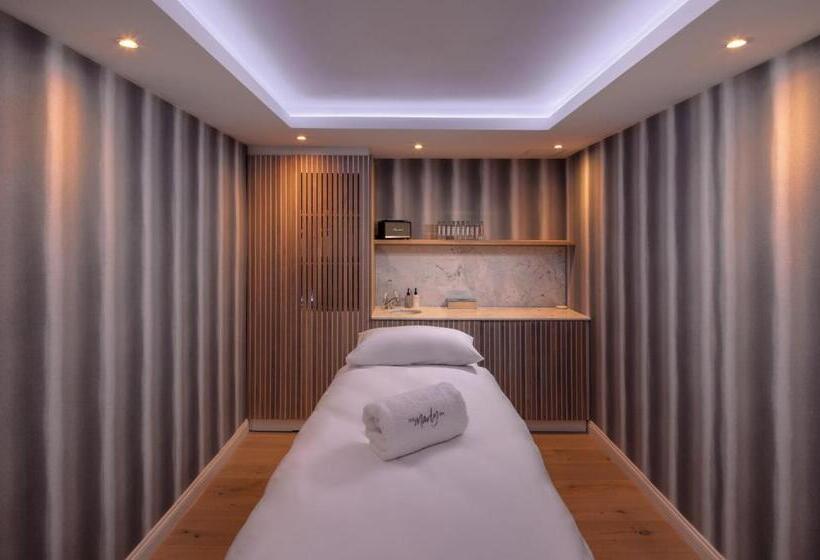 בית מלון כפרי The Marly Boutique