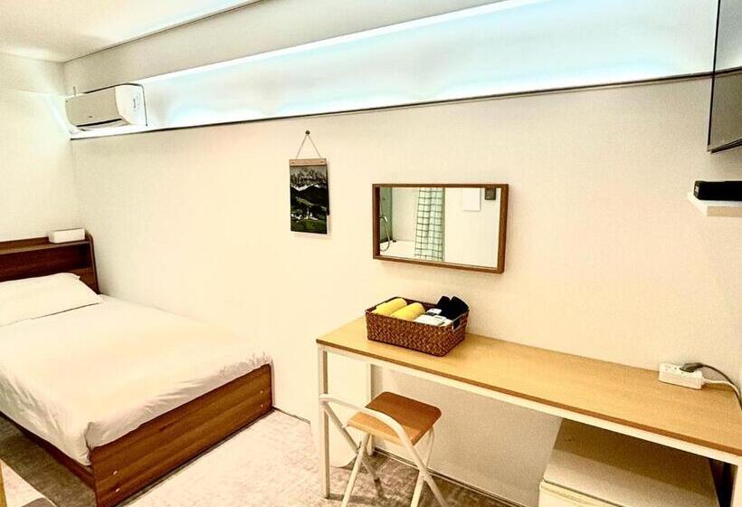 Pensão Look Home Guesthouse