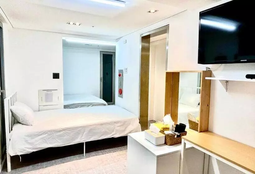 膳宿费 Look Home Guesthouse