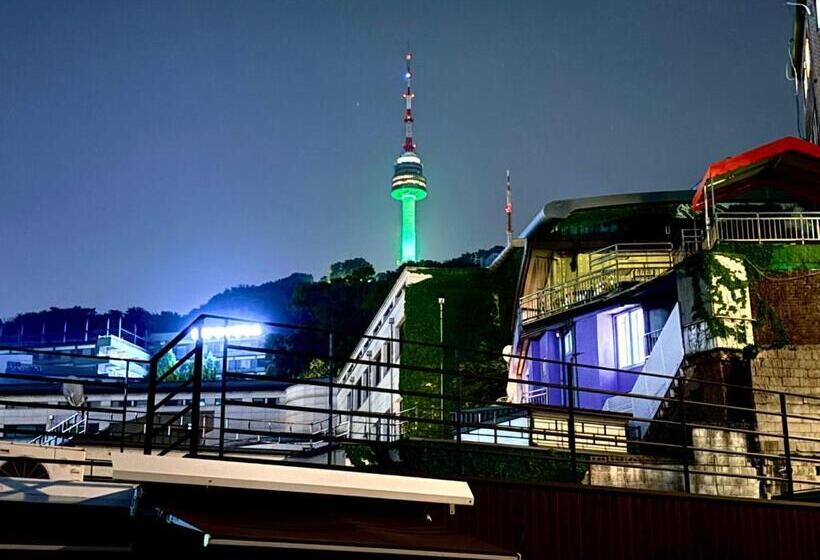 Pensão Look Home Guesthouse