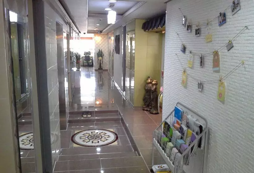 Pensão Feliz Guesthouse