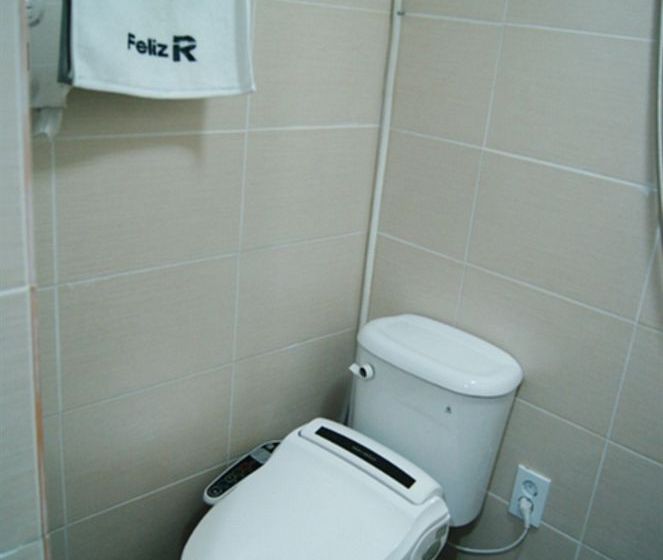 Пансион Feliz Guesthouse