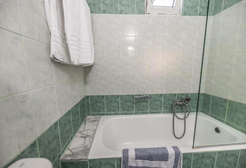 Stegna Bay Apartment