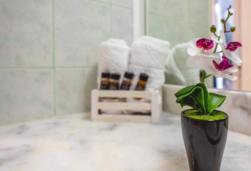 Stegna Bay Apartment