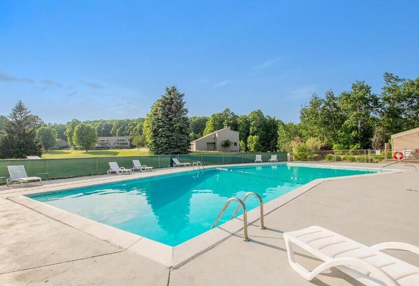 בית מלון כפרי Mountain Seclusion