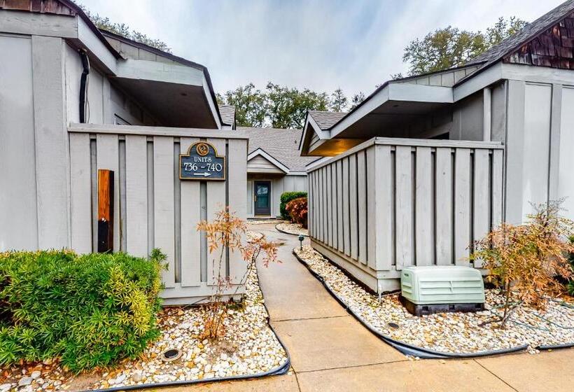 ホテル Queens Grant 619