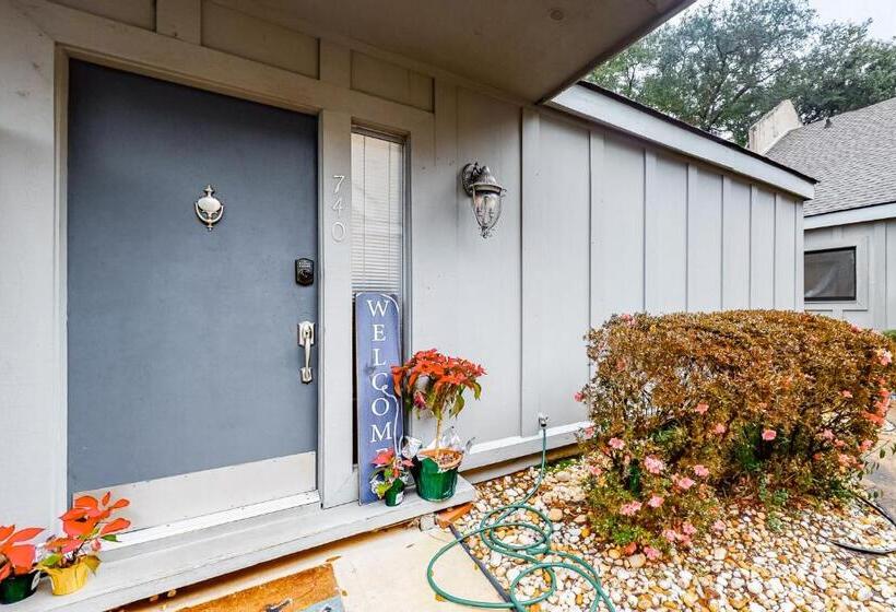 ホテル Queens Grant 619