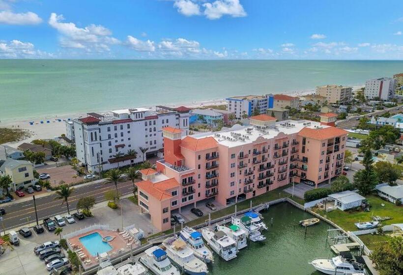 فندق Bay Front Oasis