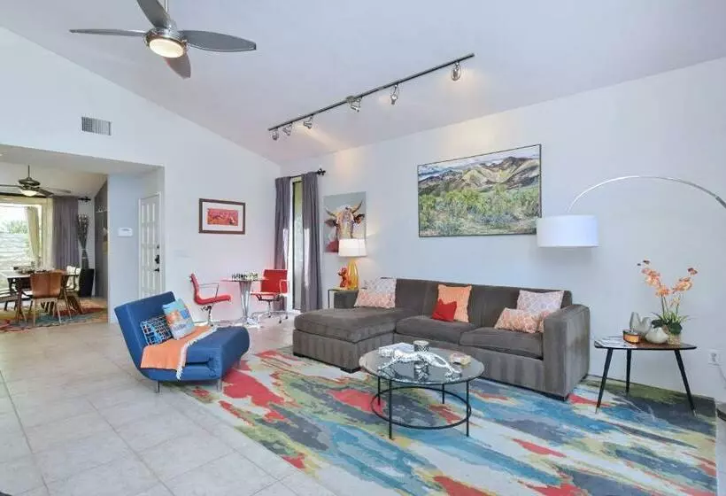 هتل Sundance Condo