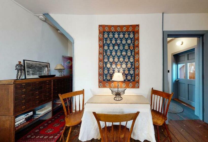 Отель Sunrise On The Sheepscot