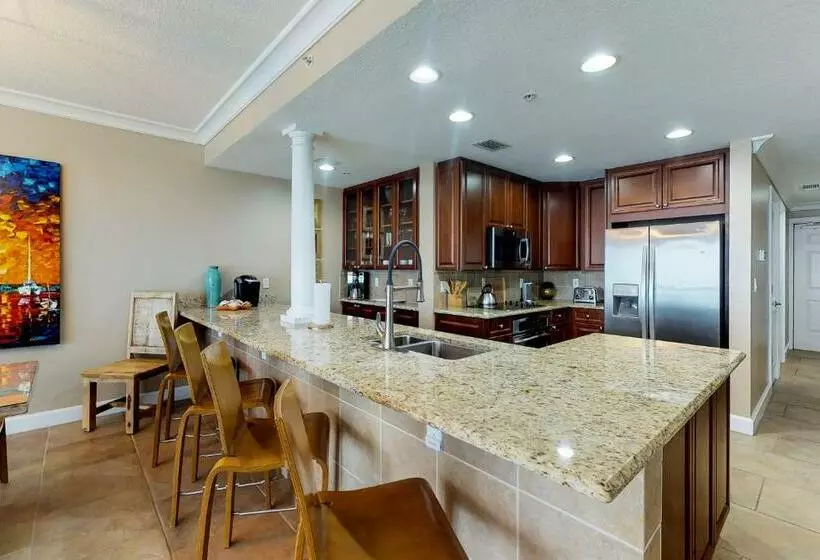 Hotelli Beach Club 1502