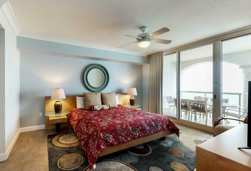 בית מלון כפרי Beach Club 1502