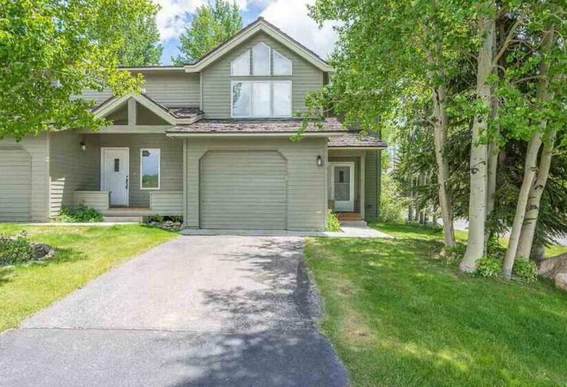 هتل Mountain Jewel