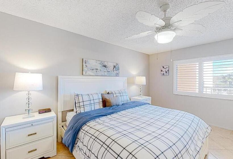 호텔 Reef Club 306