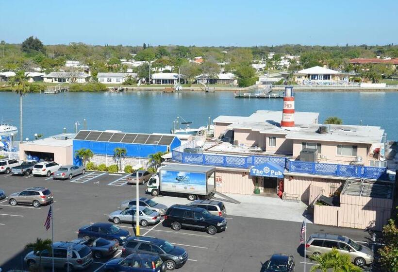 호텔 Reef Club 306