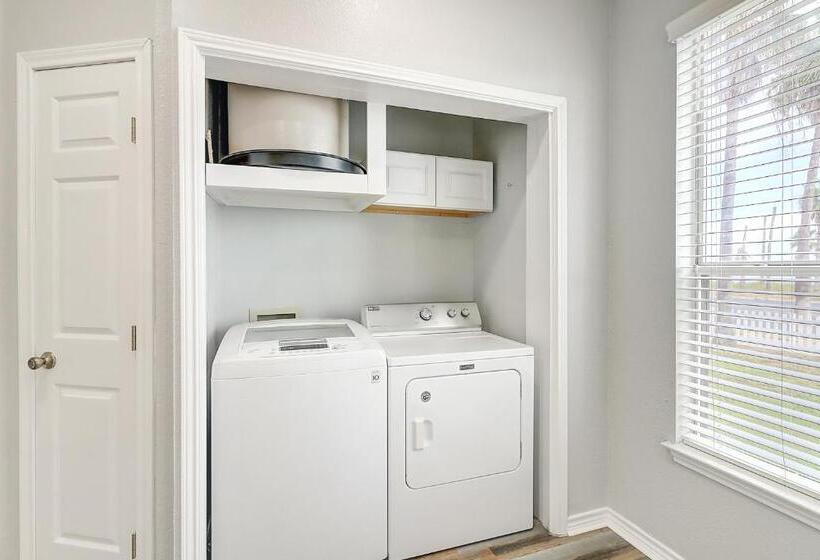 هتل Beach Club 174