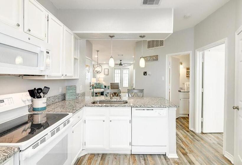 هتل Beach Club 174