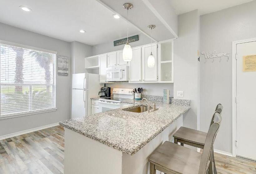 هتل Beach Club 174