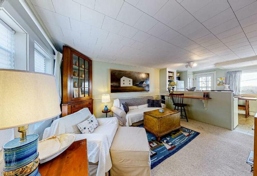 Hotelli Harbor House Cottage