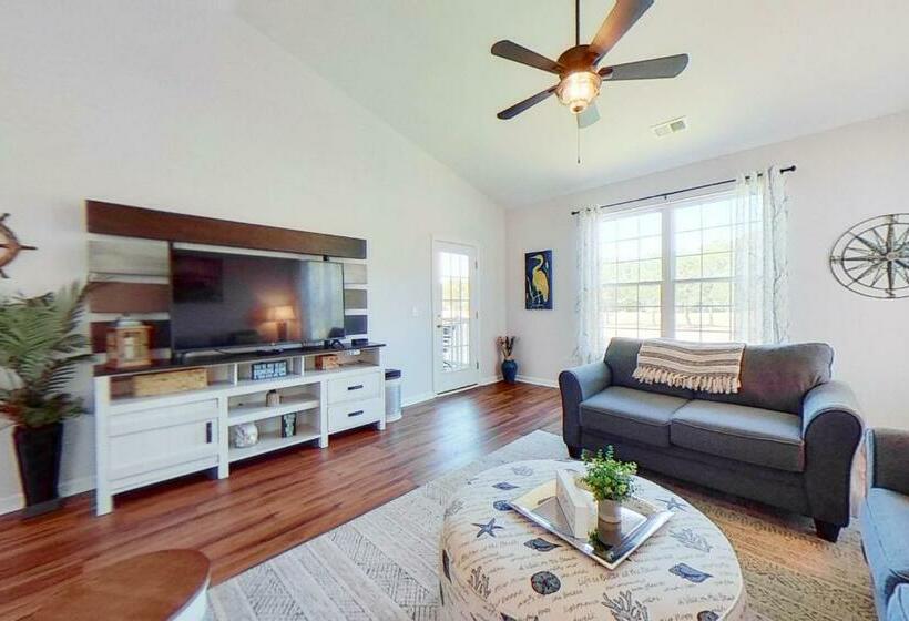 ホテル Sunset Village 16 D