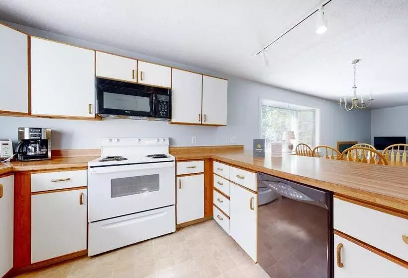 ホテル Cozy Conway Condo