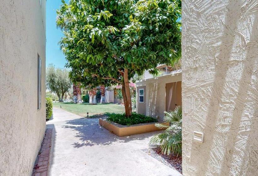 בית מלון כפרי Mountain Cove Country