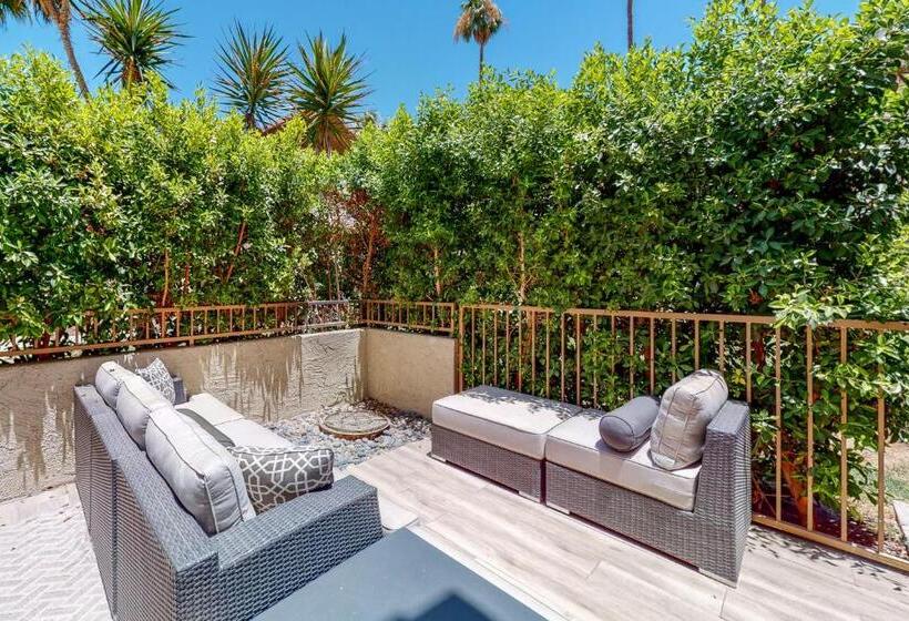 בית מלון כפרי Mountain Cove Country