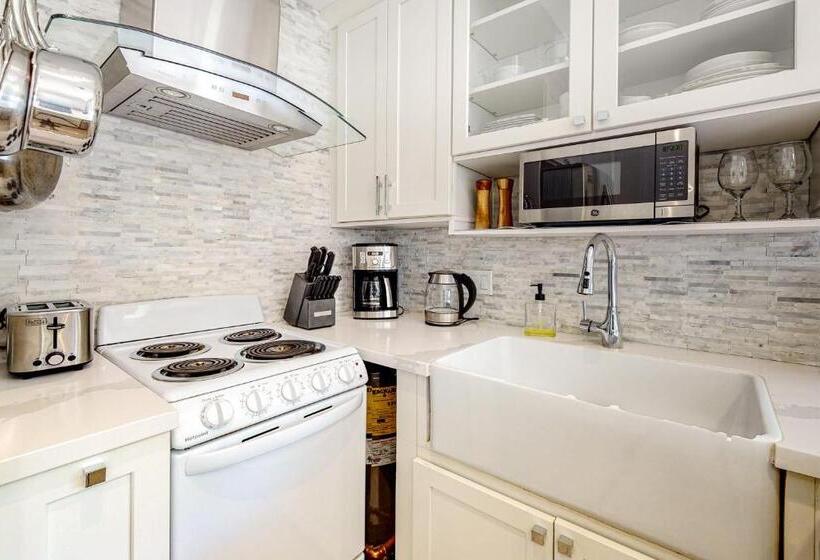 בית מלון כפרי Mountain Cove Country