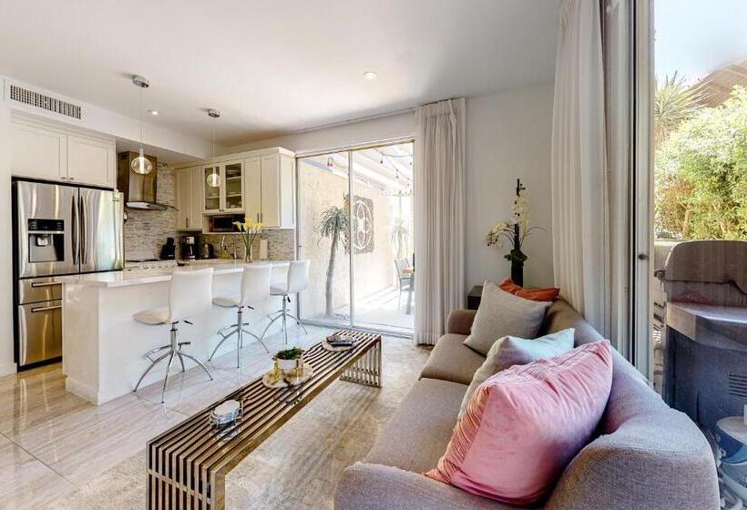 בית מלון כפרי Mountain Cove Country