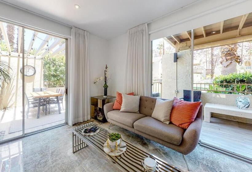 בית מלון כפרי Mountain Cove Country