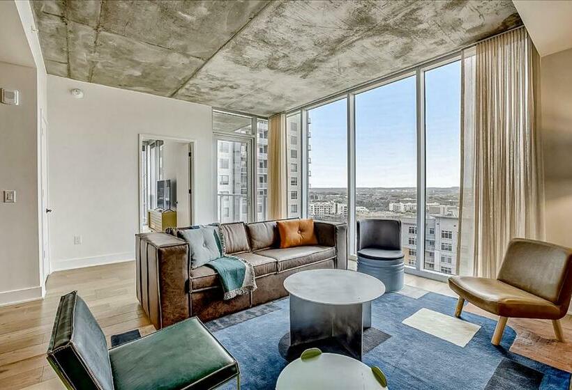 호텔 Natiivo Austin Viii