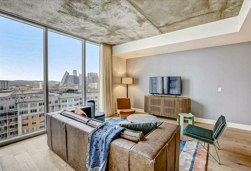 호텔 Natiivo Austin Viii