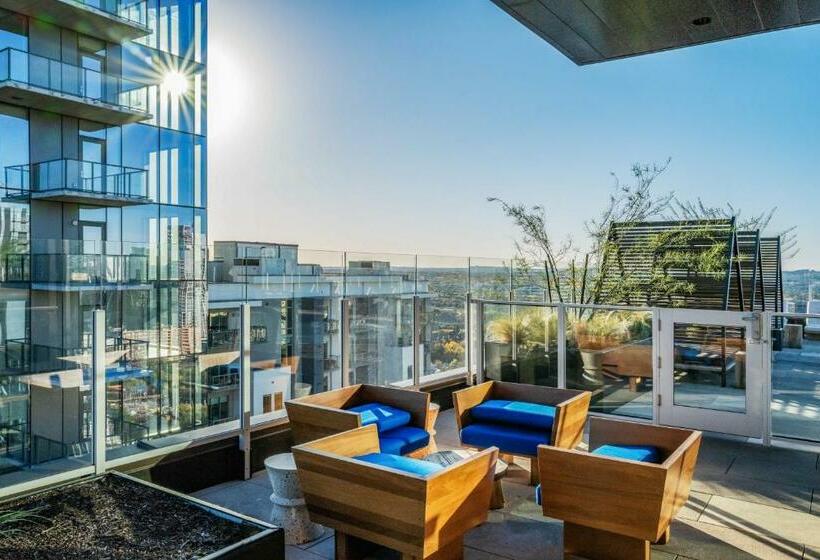 호텔 Natiivo Austin Viii