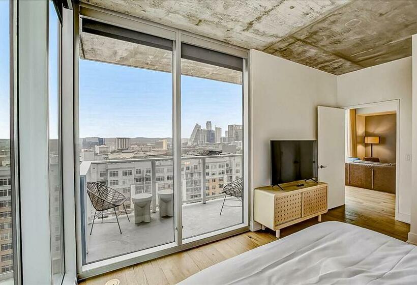 호텔 Natiivo Austin Viii