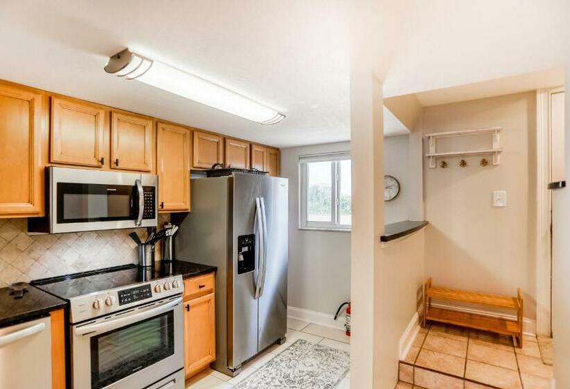 Hotel Pier Point South 37